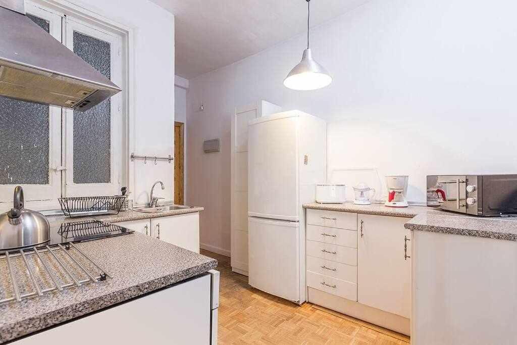 Appartamento Piso confortable y céntrico Madrid Esterno foto